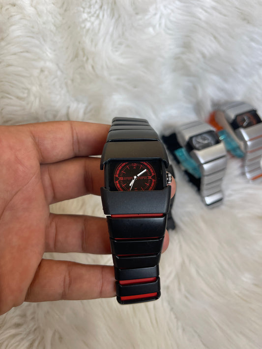 Nike Triax Sports Watch – Analog & Digital Iconic Design